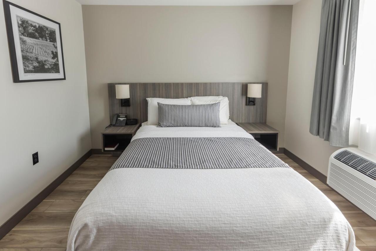 The Farmstead Hotel Caruthersville Экстерьер фото